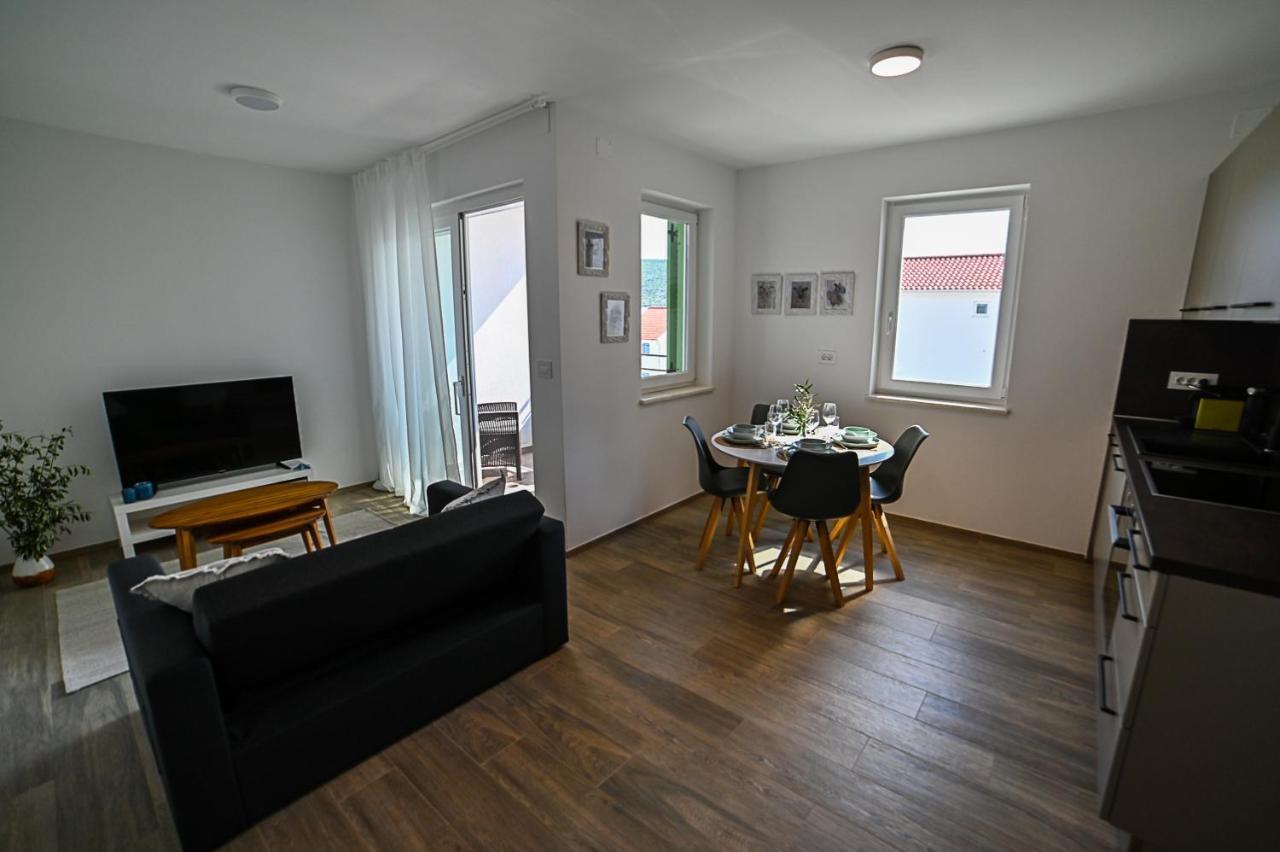 Apartment Perlitto Cres Exteriör bild